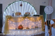 Свадьба в стиле "На балу у Золушки" в белом зале ресторана "Ренессанс"